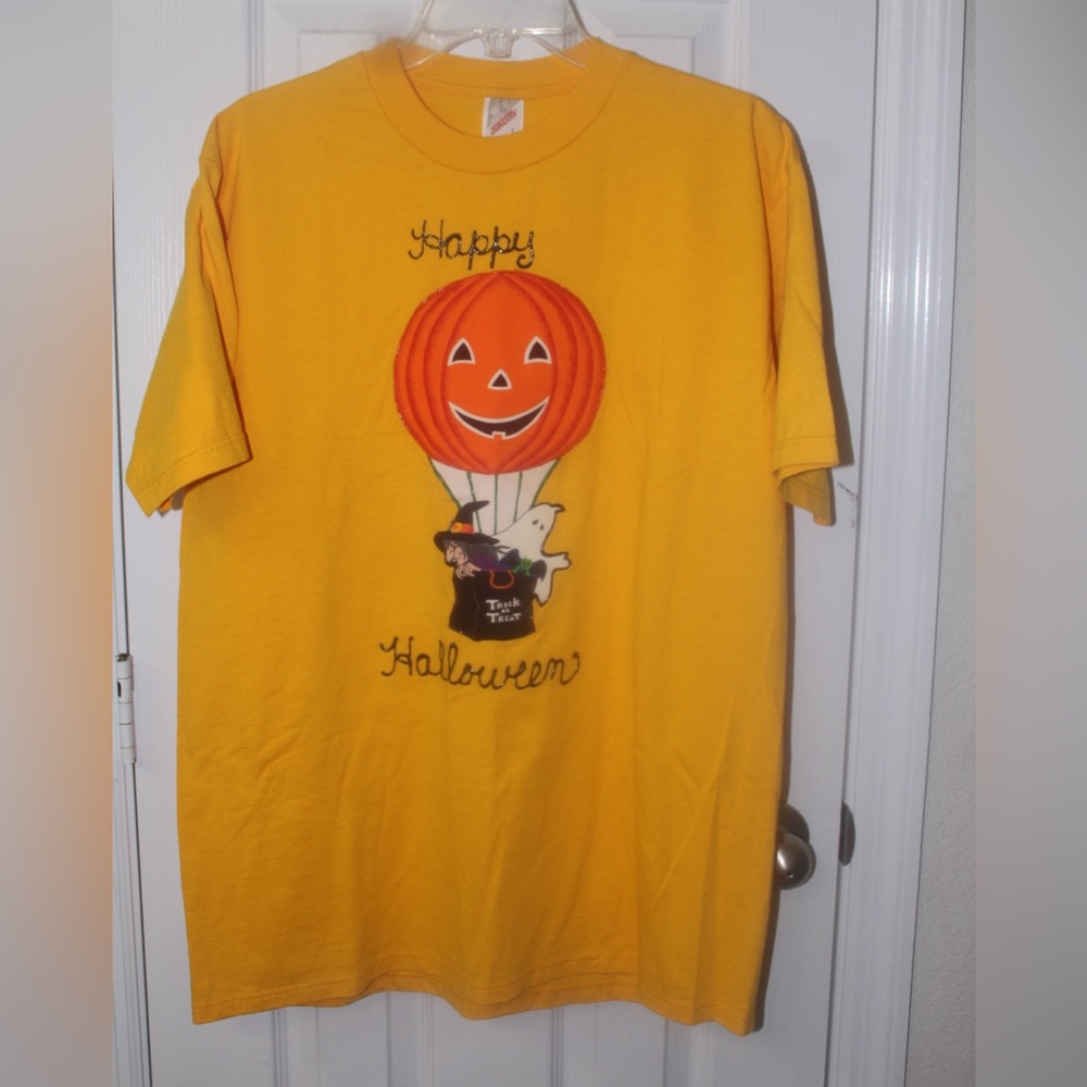 Halloween Hand Crafted Large NEW Unisex Jerzees Yellow Crewneck T-Shirt S/S